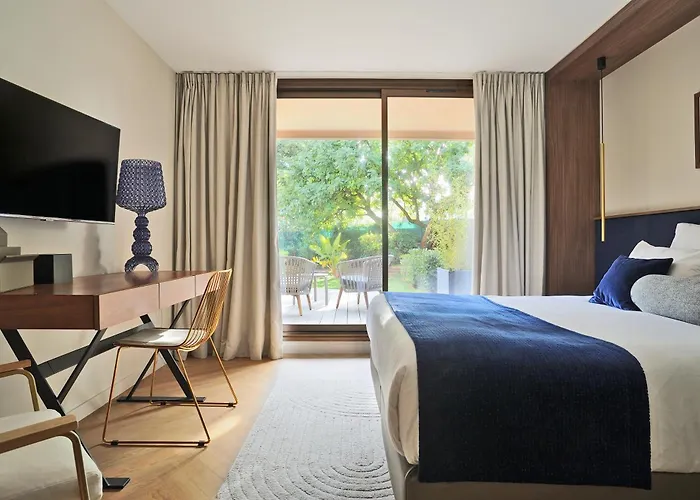 La Reserve Esterel 4*
